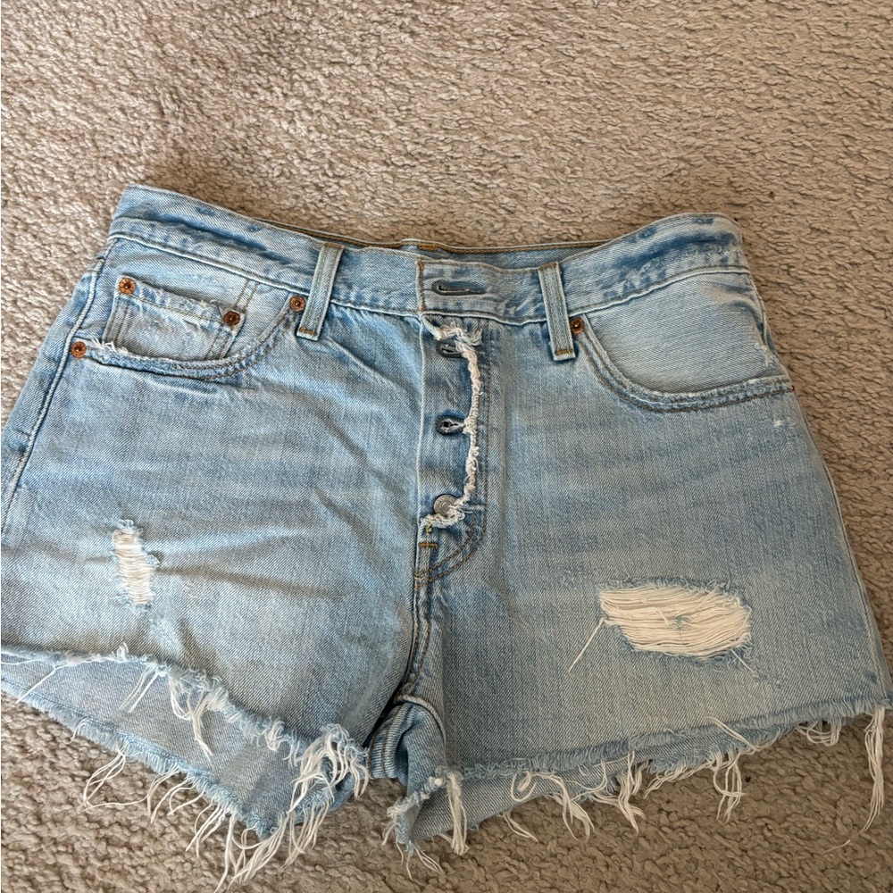 Levi’s 501 distressed shorts